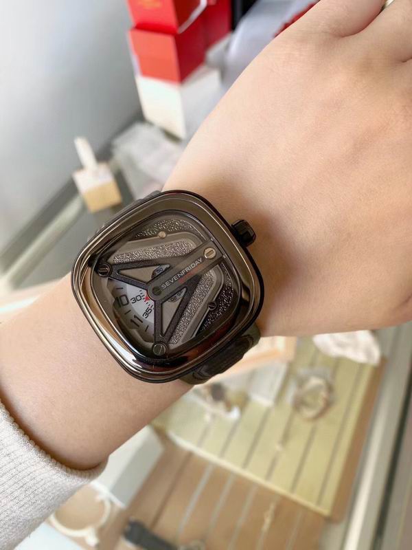 Seven Friday 47mm 69 (2)