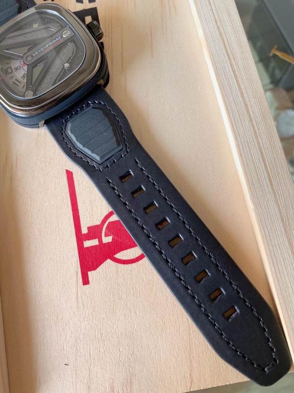 Seven Friday 47mm 69 (3)