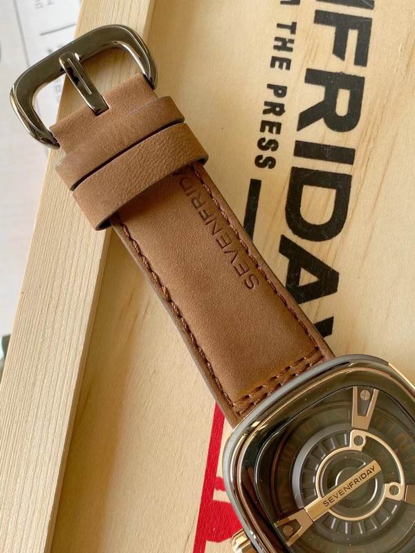 Seven Friday 47mm 70 (3)