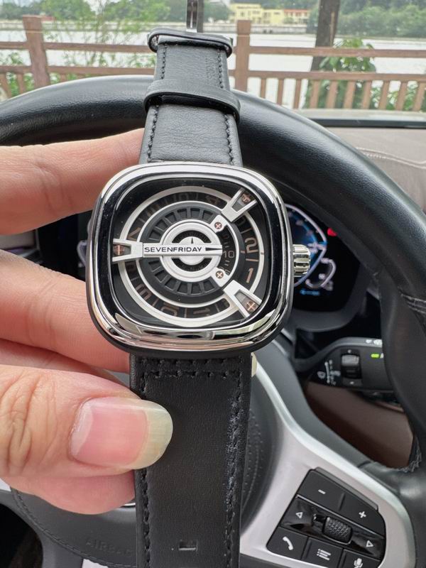 Seven Friday 47mm 85 (6)