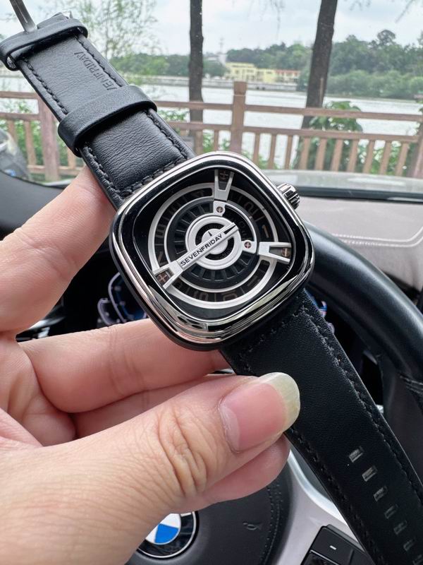 Seven Friday 47mm 85 (7)