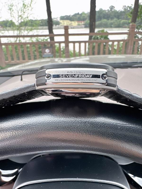 Seven Friday 47mm 87 (2)