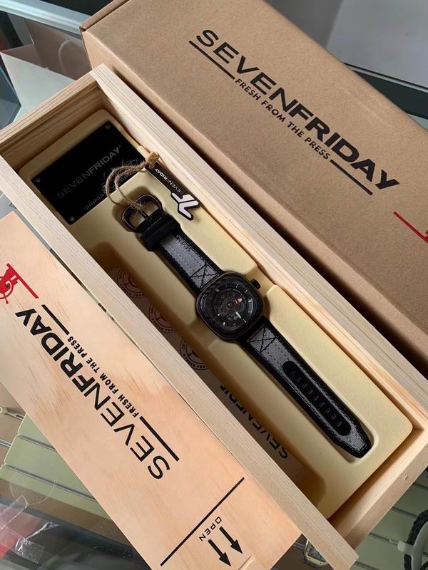 Seven Friday watch 71 (1)