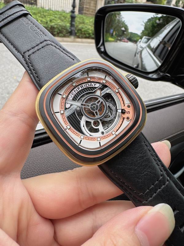 Seven Friday watch 90 (1)