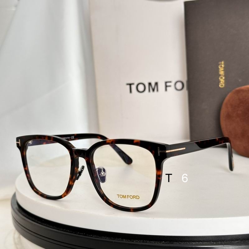 TF TF1136 56 18-145 E06