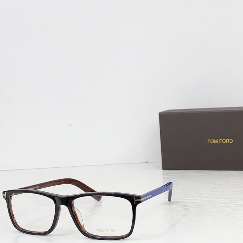 Tom Ford TF5681 56-17-145 b 05