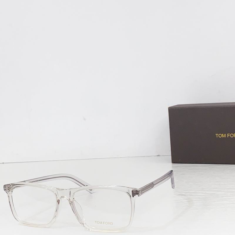 Tom Ford TF5681 56-17-145 b 06