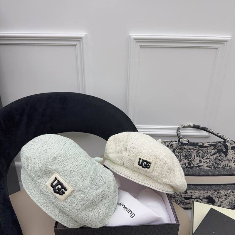 UGG Beret (522)