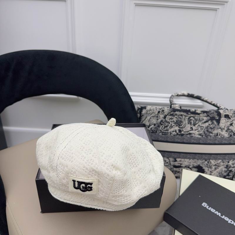 UGG Beret (524)