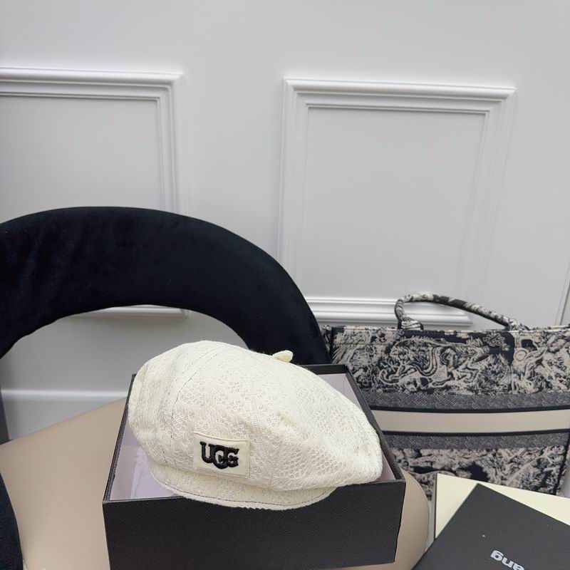UGG Beret (526)