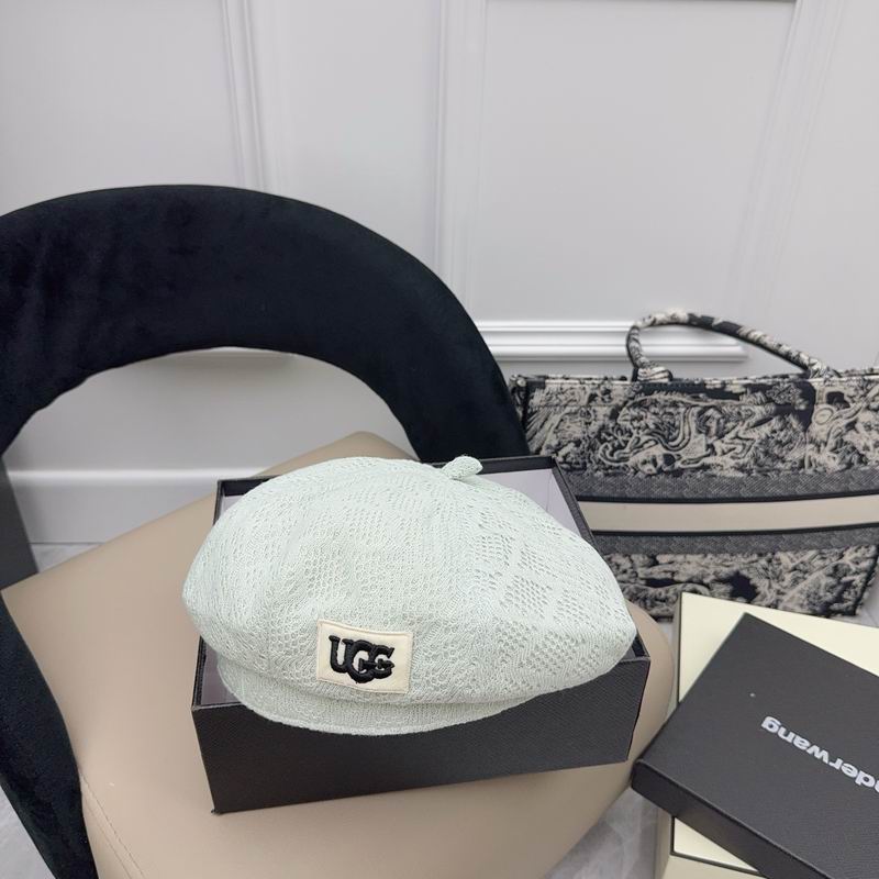 UGG Beret (528)