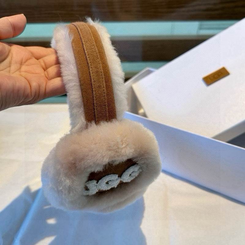 UGG Earmuff (1)