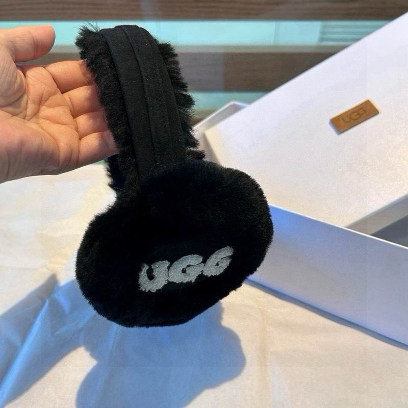 UGG Earmuff (18)