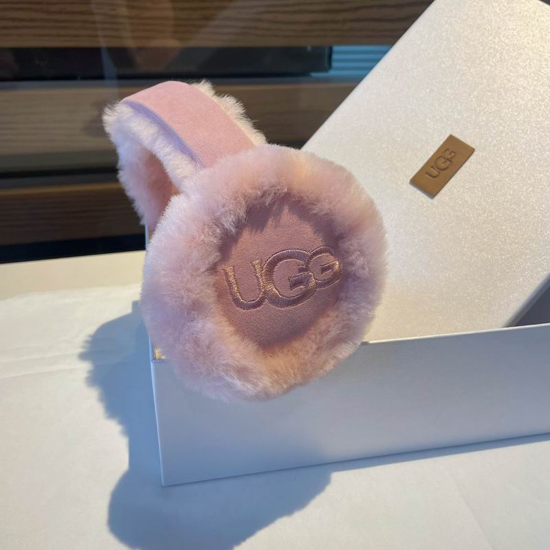UGG Earmuff (23)