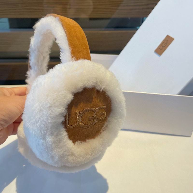 UGG Earmuff (30)