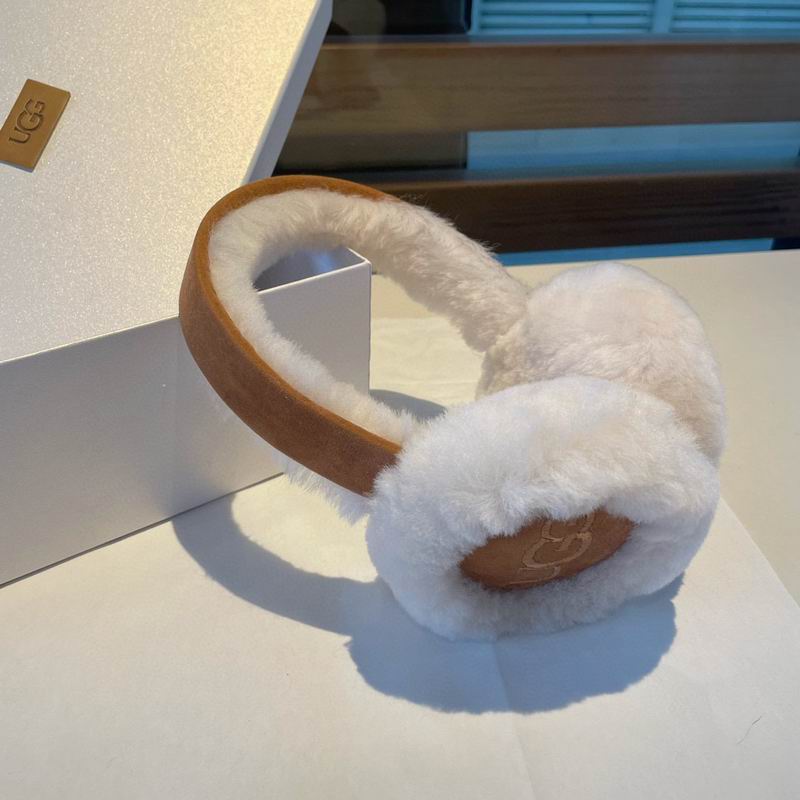UGG Earmuff (32)