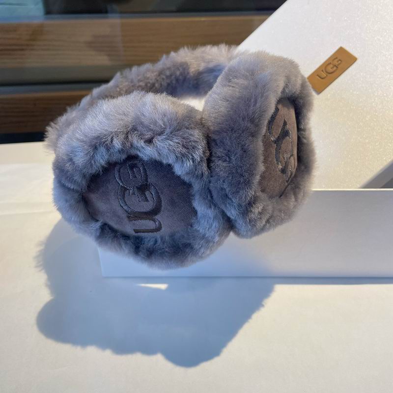UGG Earmuff (35)
