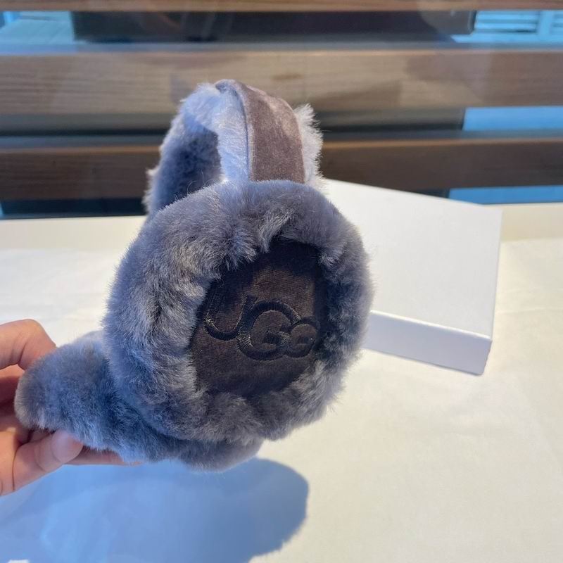 UGG Earmuff (37)