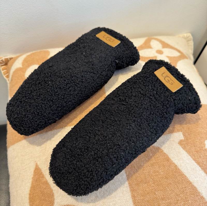 UGG Gloves 15 (1)