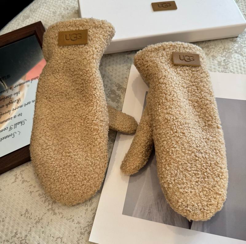 UGG Gloves 15 (15)