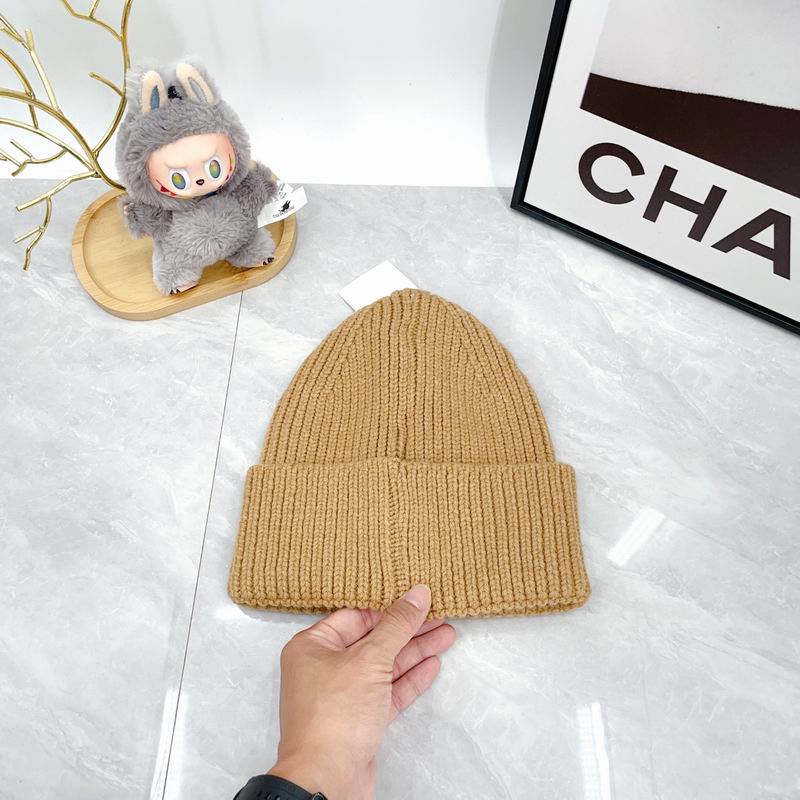 UGG Hat dx (576)