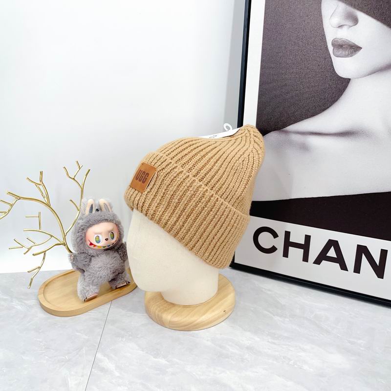 UGG Hat dx (580)