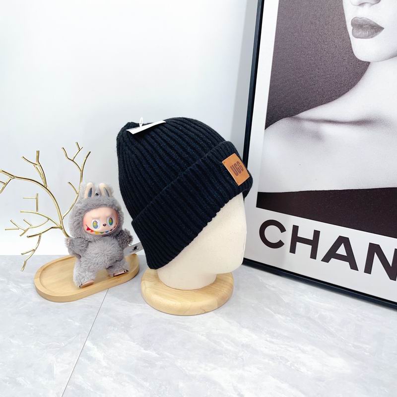UGG Hat dx (589)