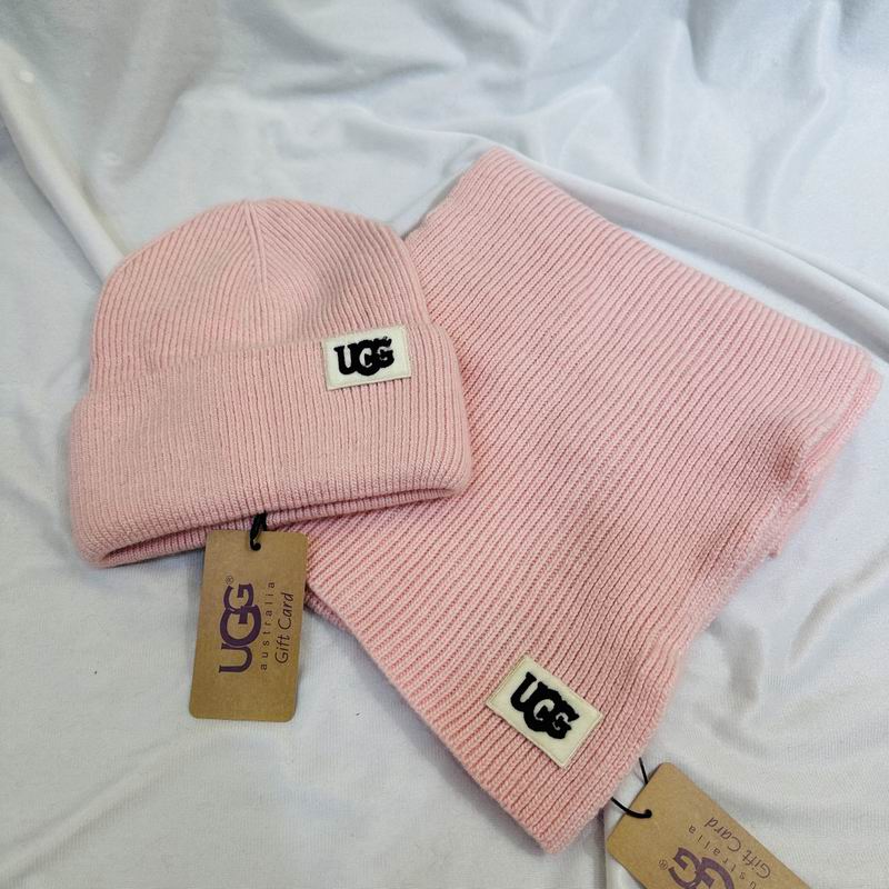 UGG Scarf hat (129)