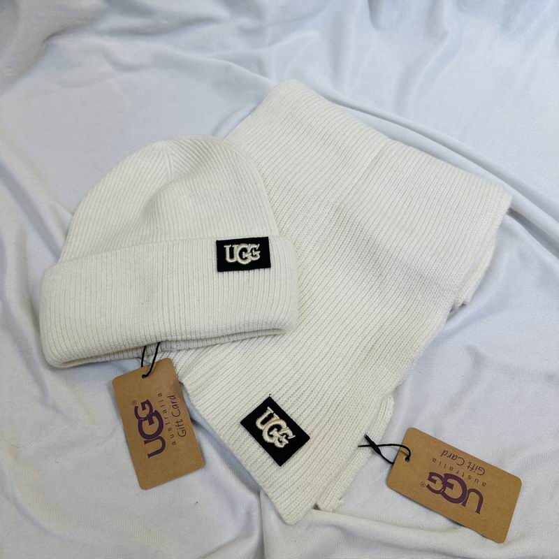 UGG Scarf hat (131)