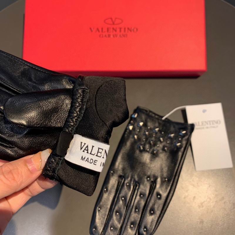 Valentino Gloves M L 64 (3)