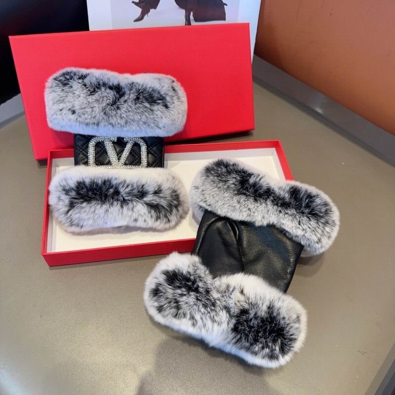 Valentino Gloves hm (22)