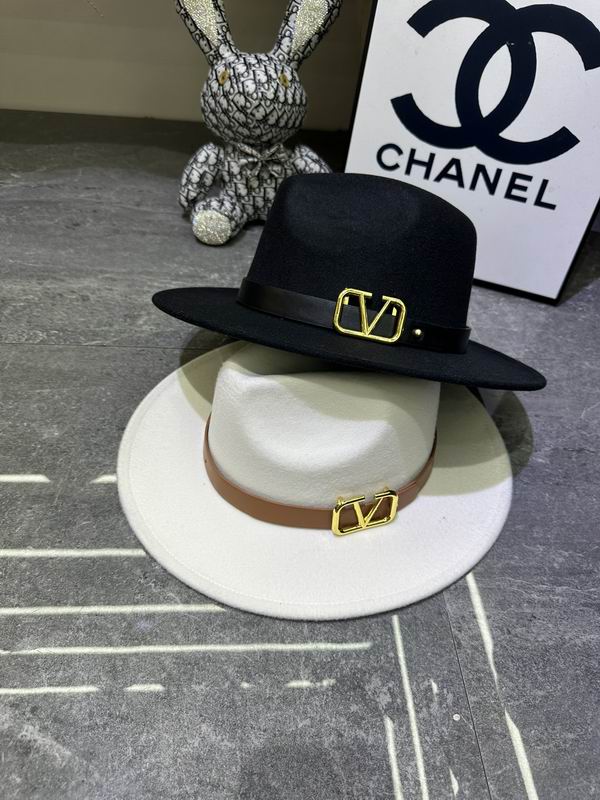 Valentino top Hat dx (140)