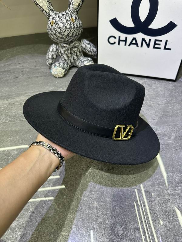 Valentino top Hat dx (145)