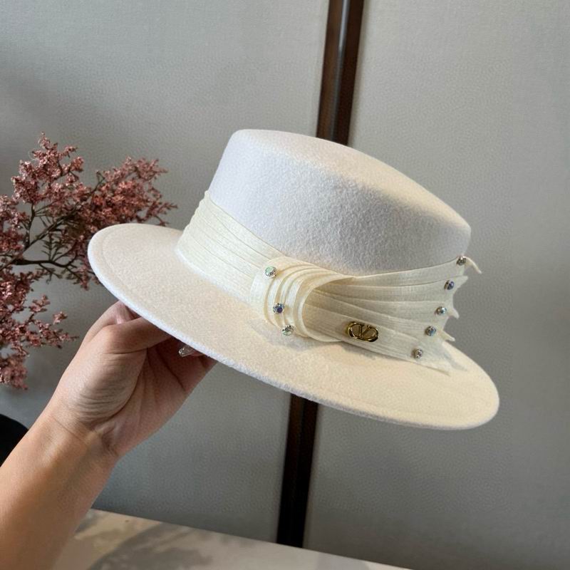Valentino top hat (867)
