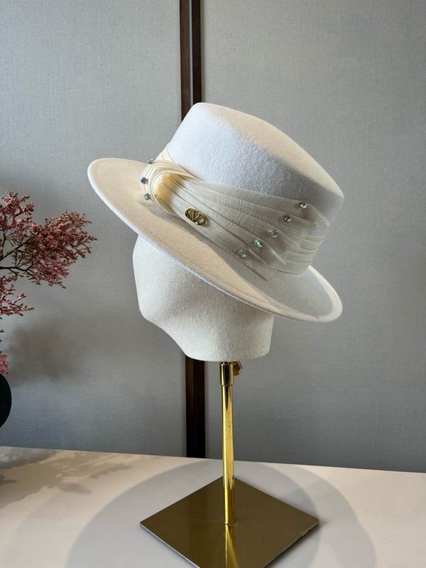 Valentino top hat (869)