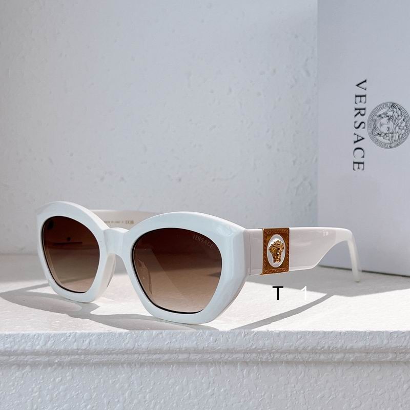 Versace 420C 53 20 145 a02