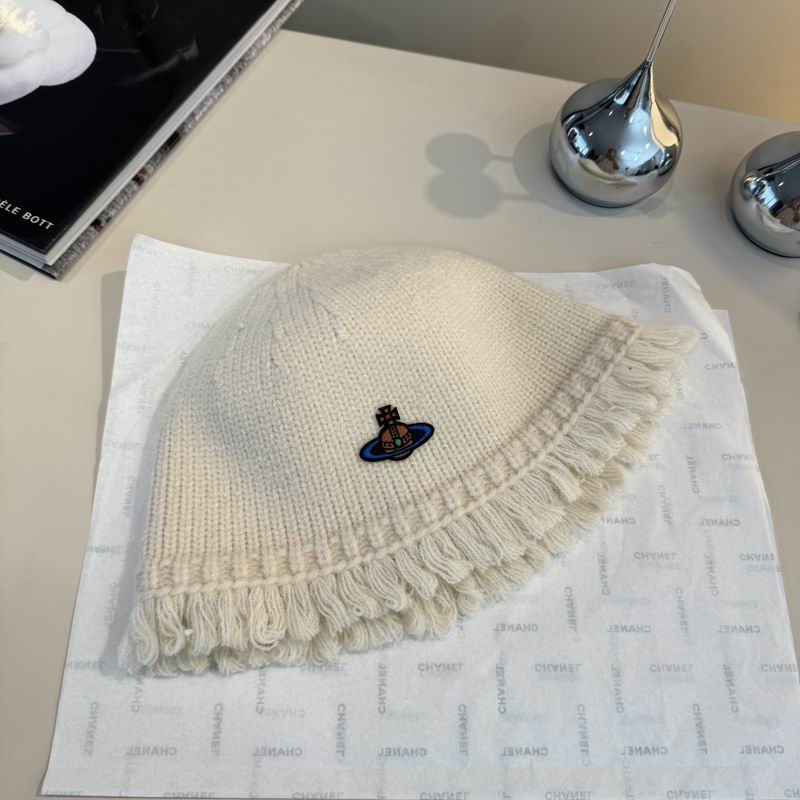 Vivienne Westwood hat (200)