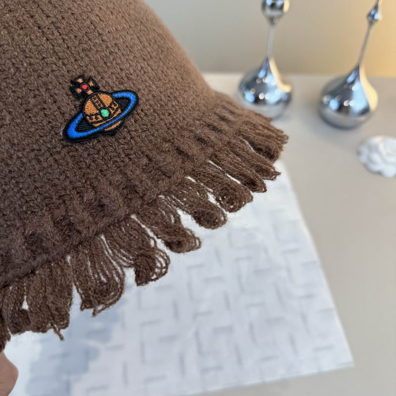 Vivienne Westwood hat (211)