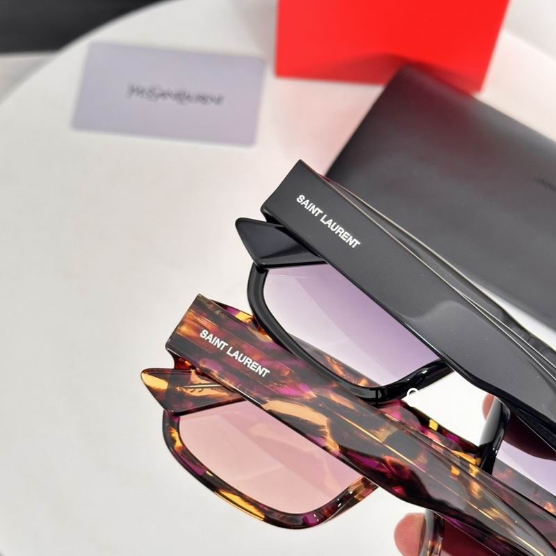 YSL 806F 55 19-145 E06