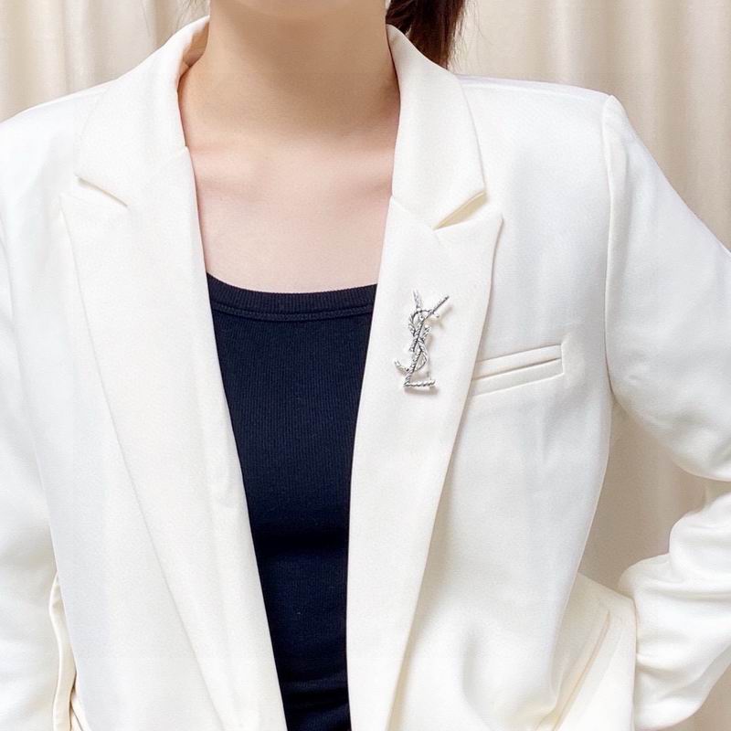 YSL Brooch 08yxq08 (3)