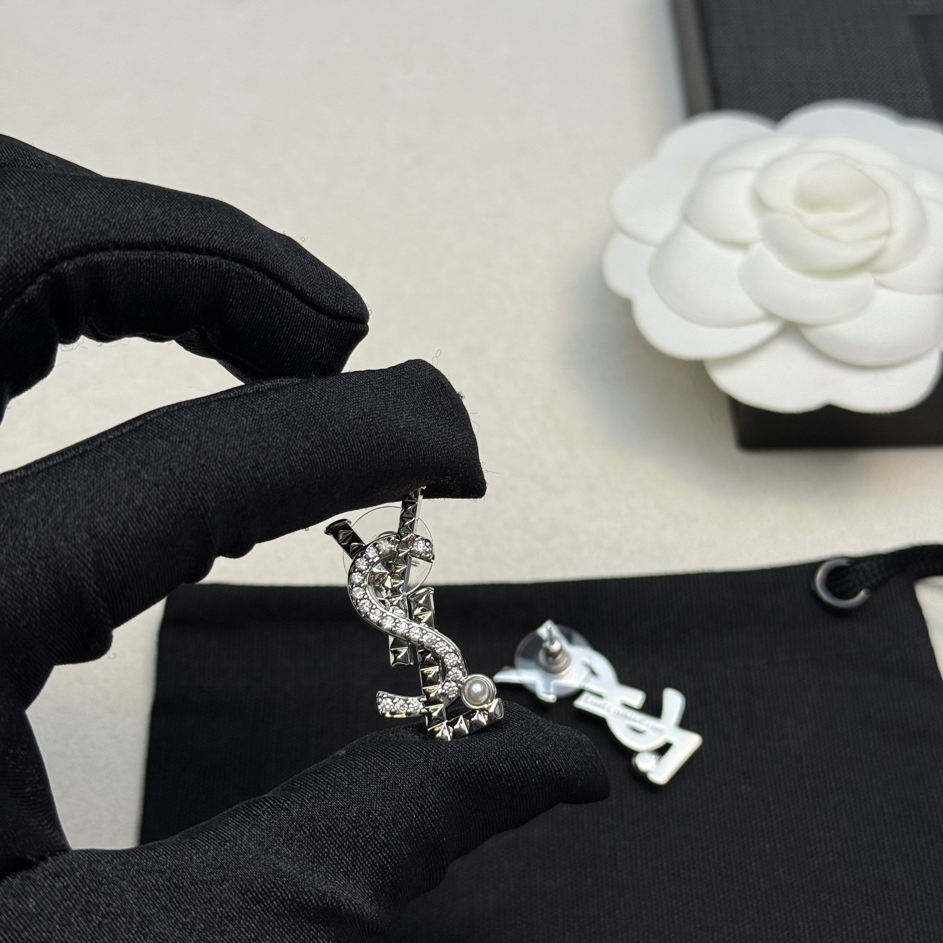 YSL Earring 08yxq22 (4)