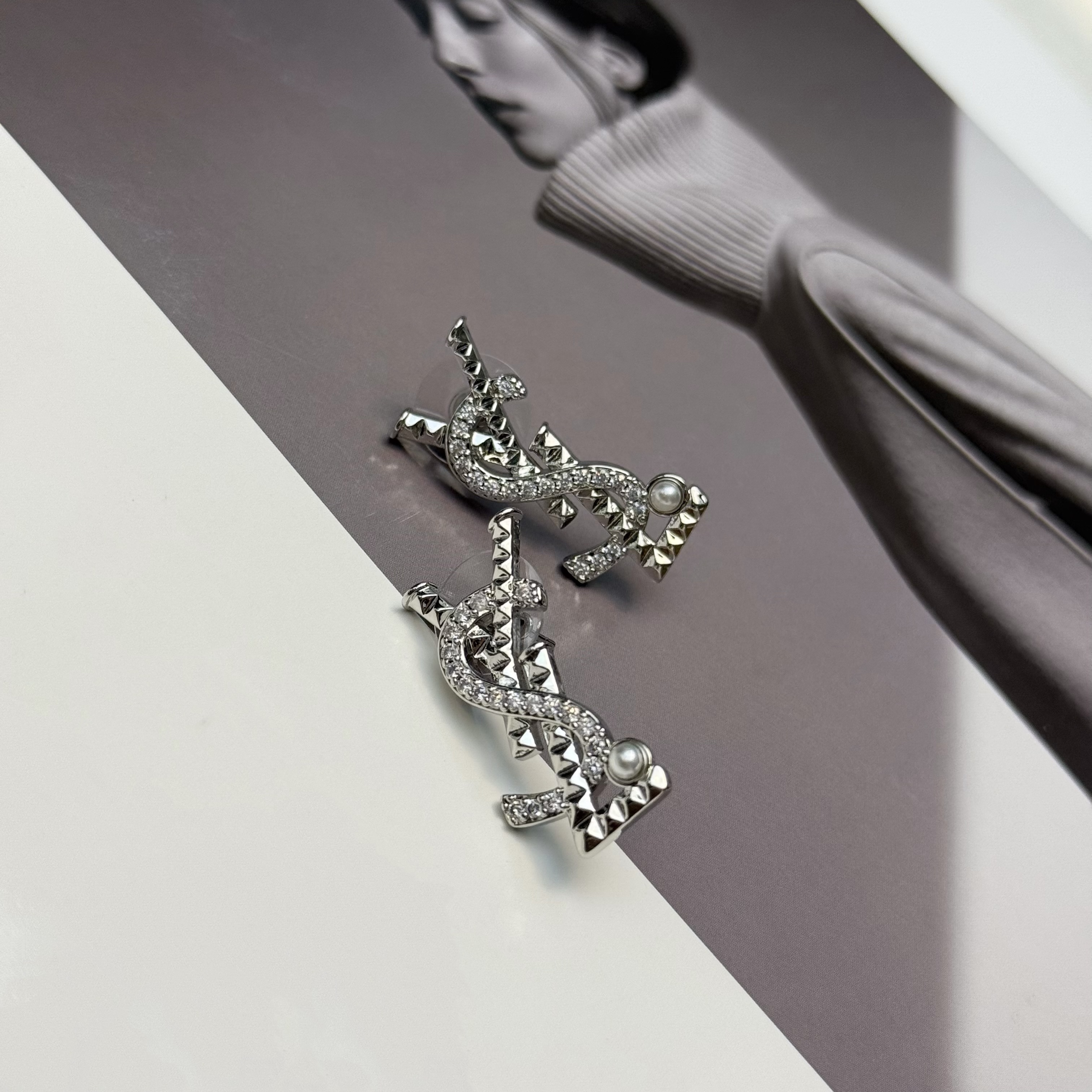 YSL Earring 08yxq22 (5)