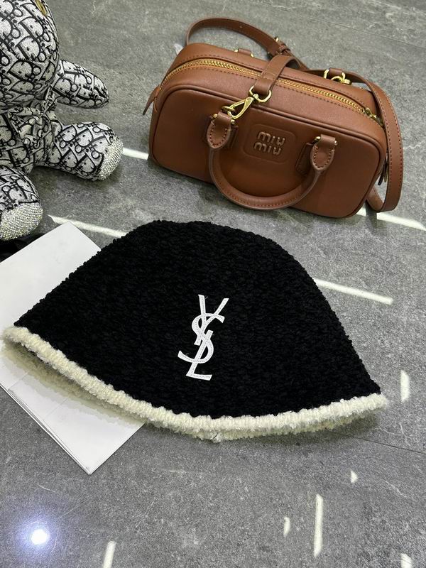 YSL Hat dx (413)