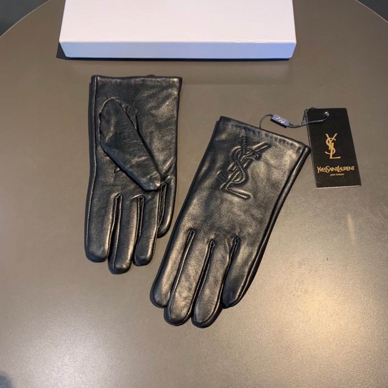 YSL gloves M L 99 (1)