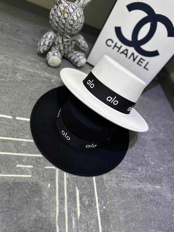 Alo top hat dx (285)