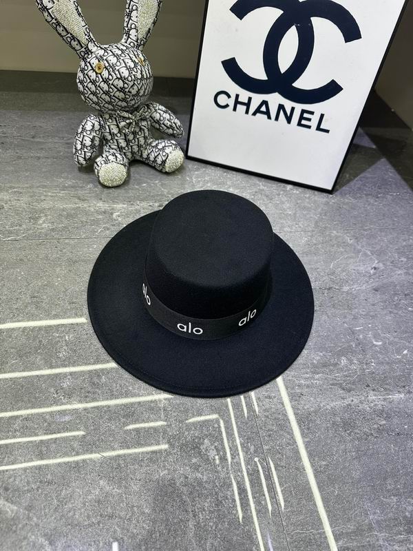 Alo top hat dx (286)