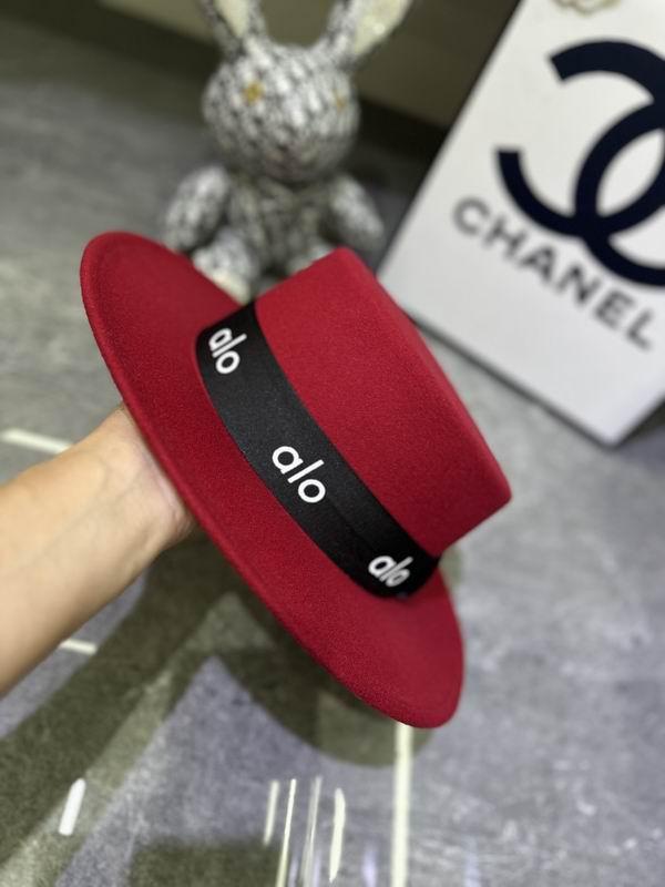 Alo top hat dx (288)