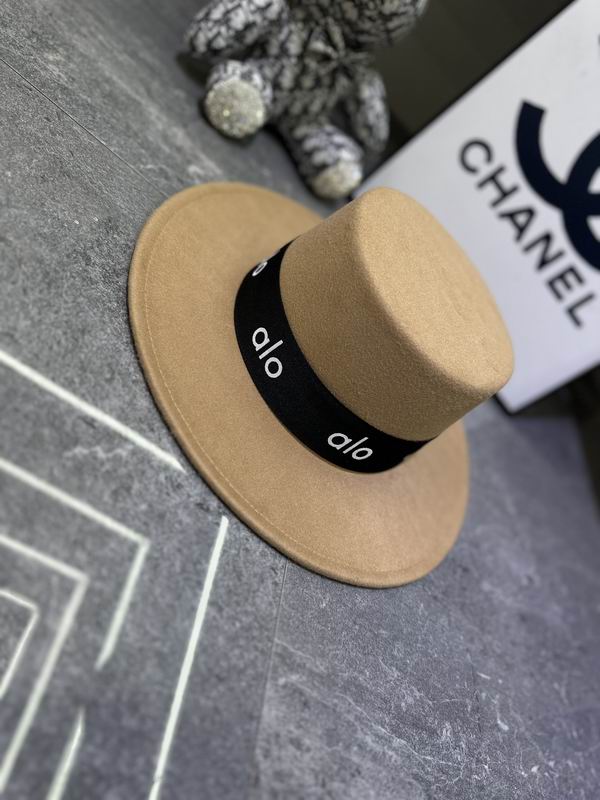 Alo top hat dx (296)