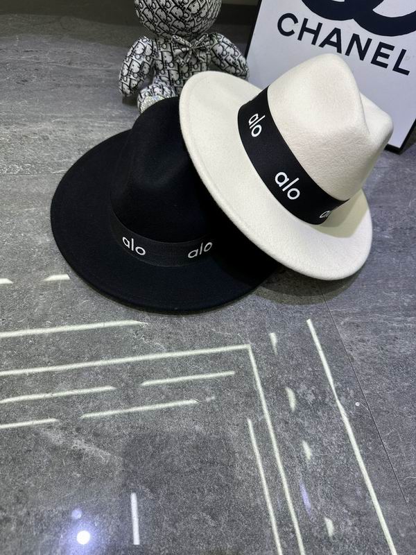 Alo top hat dx (403)