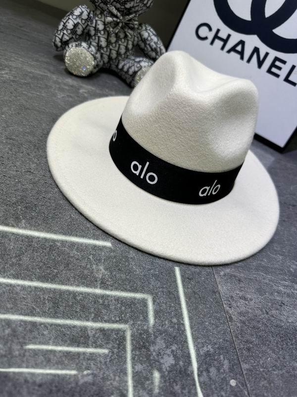 Alo top hat dx (406)